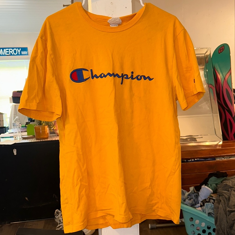 Tee shirt